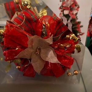 Flower poinsettia tree topper